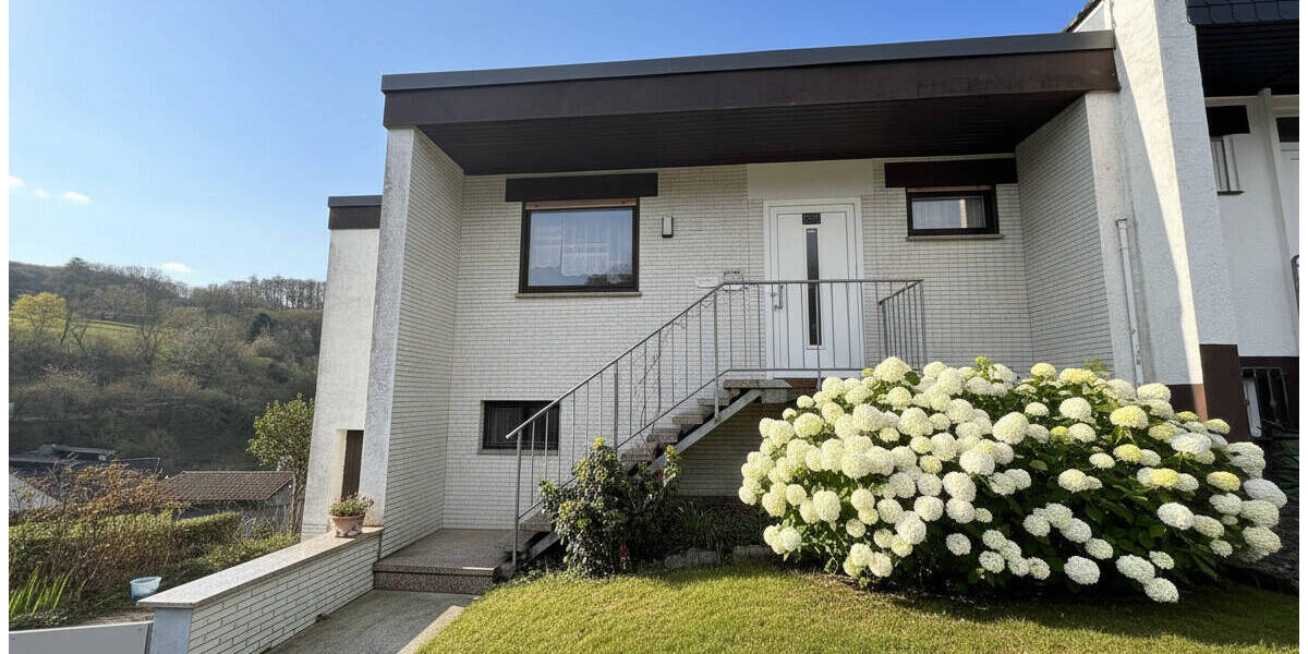 Doppelhaushälfte Heppenheim (Bergstraße) / Ober-Laudenbach Ober-Laudenbach - 4 Zimmer, 120 m&sup2;, 315.000&euro; | Angebot:25984395