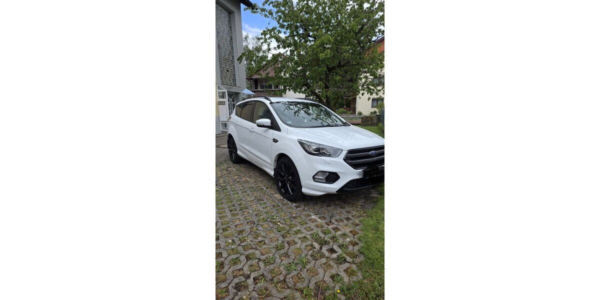 Ford Kuga 154.000 km 12.800 &euro; Fürth 64658