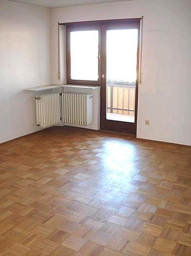 Etagenwohnung Weinheim - 2 Zimmer, 100 m&sup2;, 1.200&euro; | Angebot:26511602