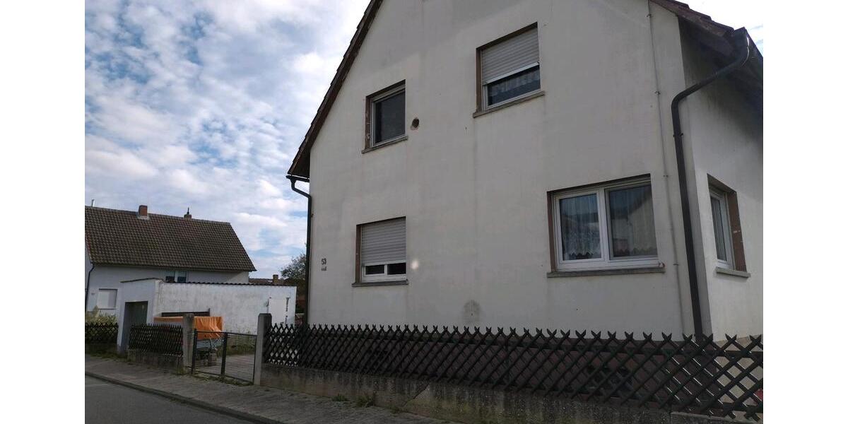 Einfamilienhaus Bensheim - 5 Zimmer, 110 m&sup2;, 250.000&euro; | Angebot:26660572