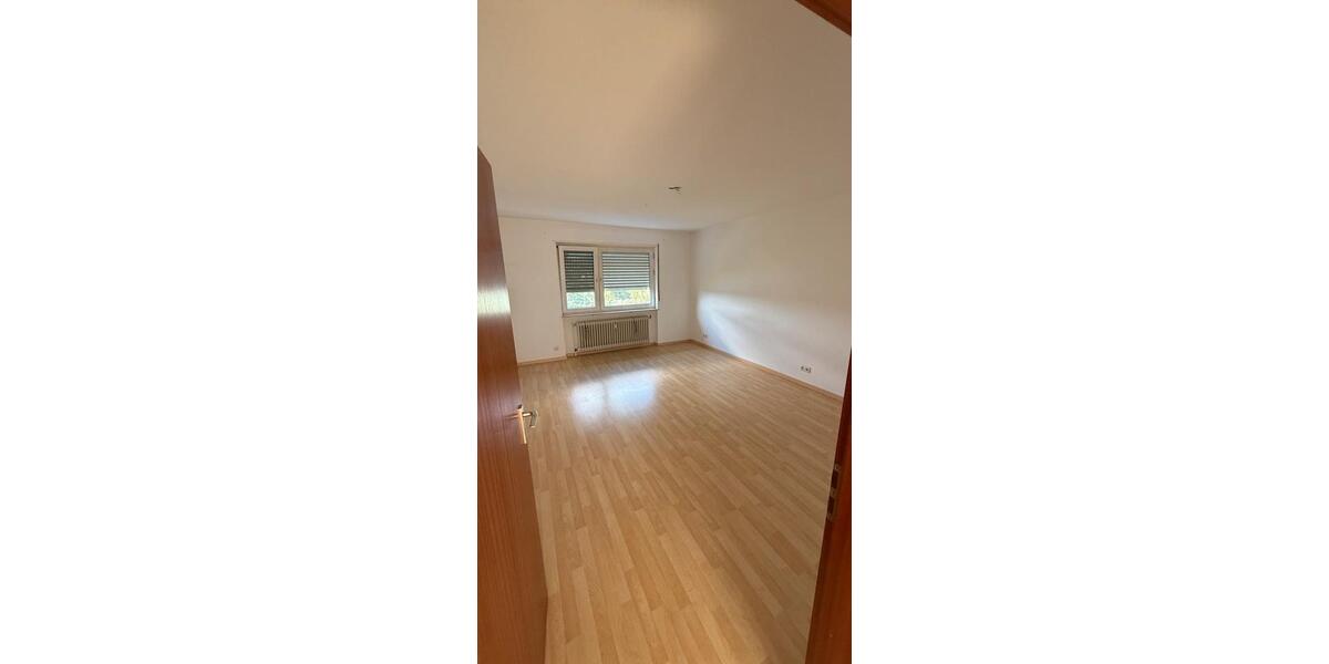 Einfamilienhaus Weinheim - 3 Zimmer, 124 m&sup2;, 1.798&euro; | Angebot:24433063