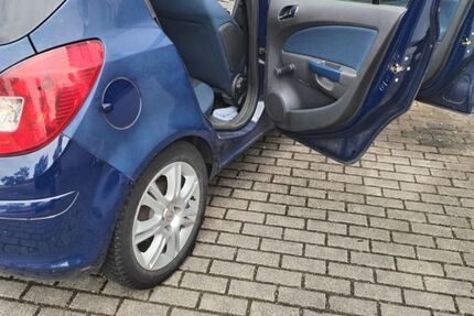 Opel Corsa 183.000 km 1.580 &euro; hemsbach 69502