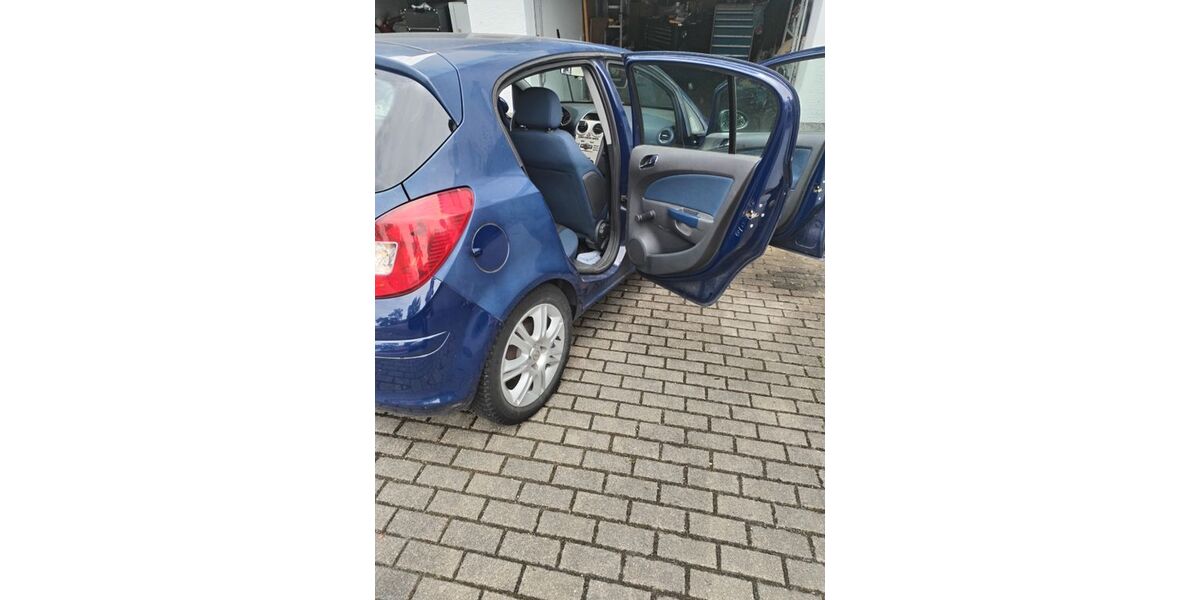 Opel Corsa 183.000 km 1.580 &euro; hemsbach 69502