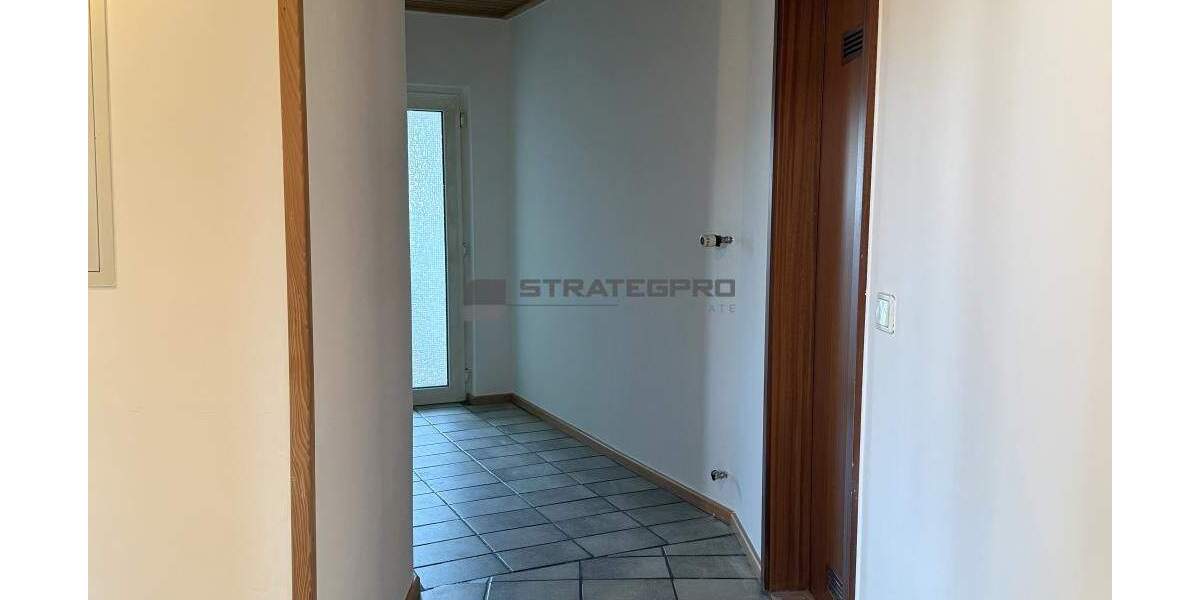 Etagenwohnung Ludwigshafen Rheingönheim - 2 Zimmer, 74 m&sup2;, 720&euro; | Angebot:25267545