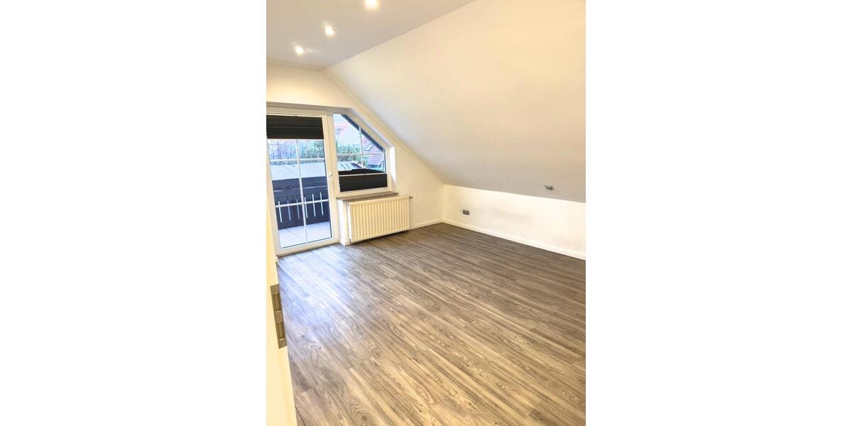 Traumhafte 5- Zimmerwohnung mit Balkon in 67574 Osthofen 5 zimmer