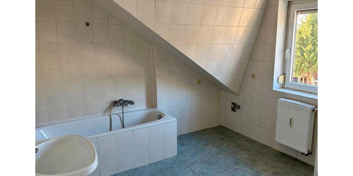 Dachgeschoßwohnung Laudenbach - 3 Zimmer, 135 m&sup2;, 359.000&euro; | Angebot:26094598