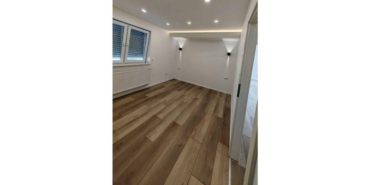 Etagenwohnung Mannheim Neckarstadt - 4 Zimmer, 82 m&sup2;, 1.035&euro; | Angebot:26885005