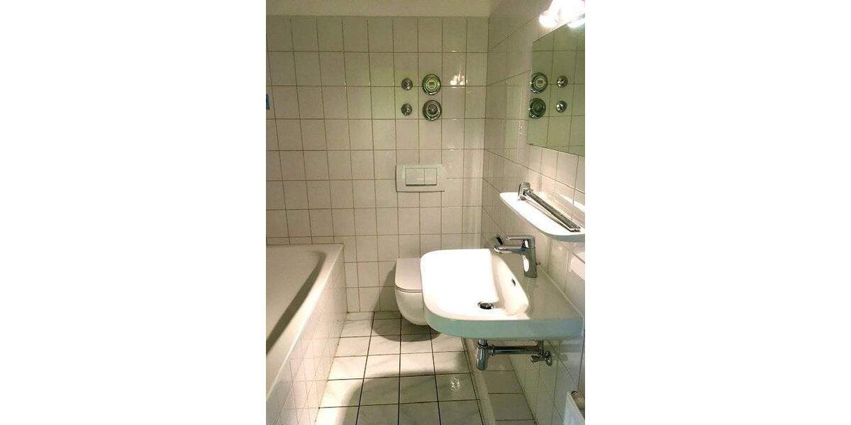 Wohnkultur im Denkmal: Vermietete Wohnung mit Blick ins Grüne ! 2 zimmer