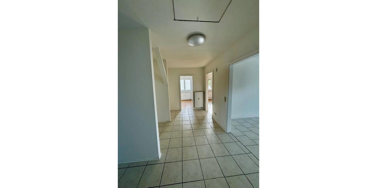 Dachgeschoßwohnung Laudenbach - 3 Zimmer, 135 m&sup2;, 359.000&euro; | Angebot:26094598