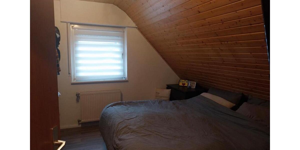 Etagenwohnung Lampertheim - 4 Zimmer, 105 m&sup2;, 1.450&euro; | Angebot:26268518