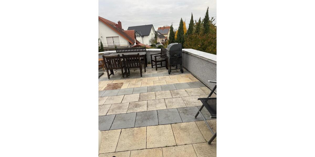 Dachgeschoßwohnung Bürstadt - 2 Zimmer, 85 m&sup2;, 1.000&euro; | Angebot:24658805