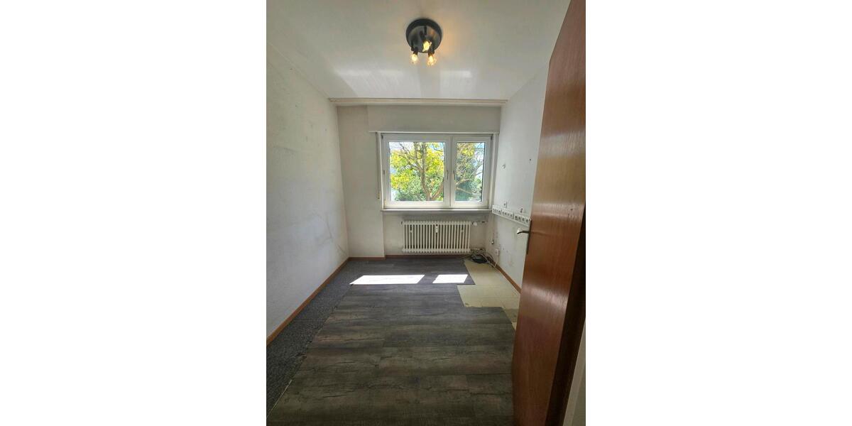 Erdgeschoßwohnung Heddesheim - 2.5 Zimmer, 98 m&sup2;, 300.000&euro; | Angebot:27162326