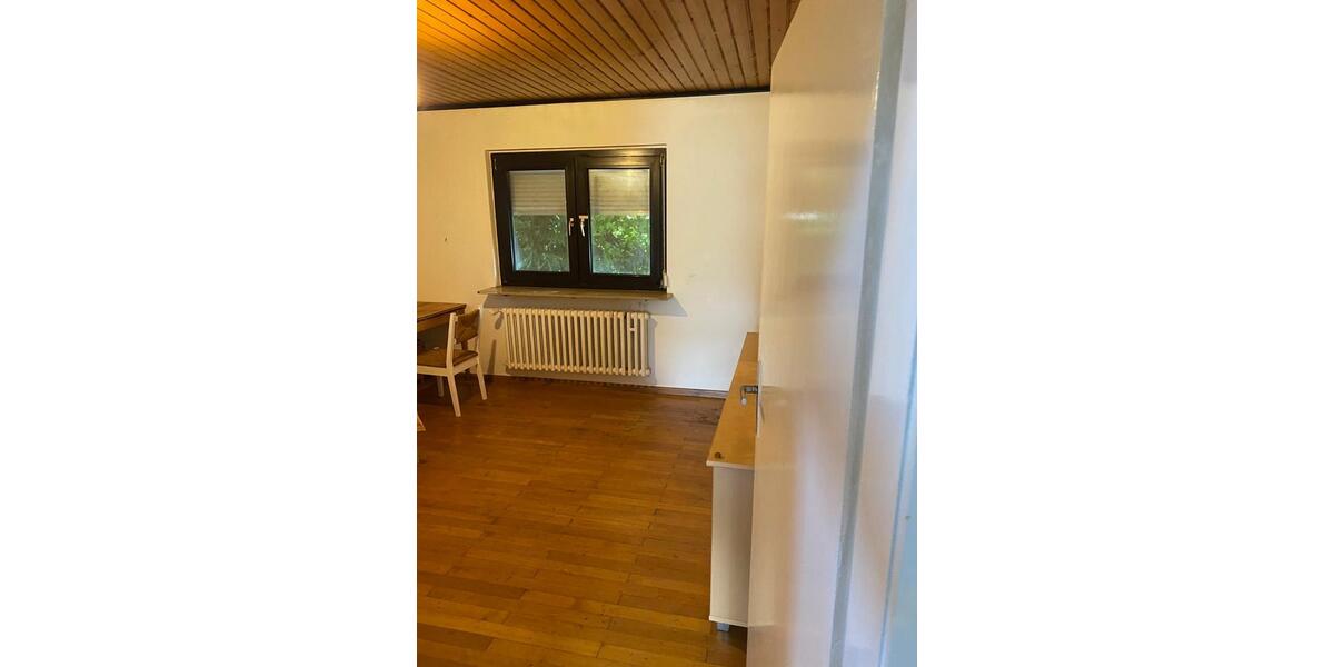 WG Zimmer verfügbar mit Möglichkeit der Anmeldung in Eppelheim 1 zimmer