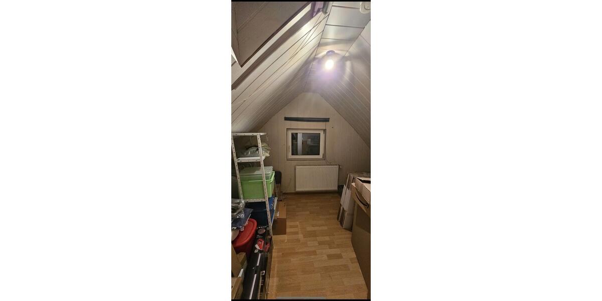 Helle 4.5 Zimmer-Wohnung (120m2) - ab 01.02.2026 zu vermieten 4.5 zimmer