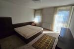 Großzügige 3 ZKB Wohnung mit 70er Jahre Charme