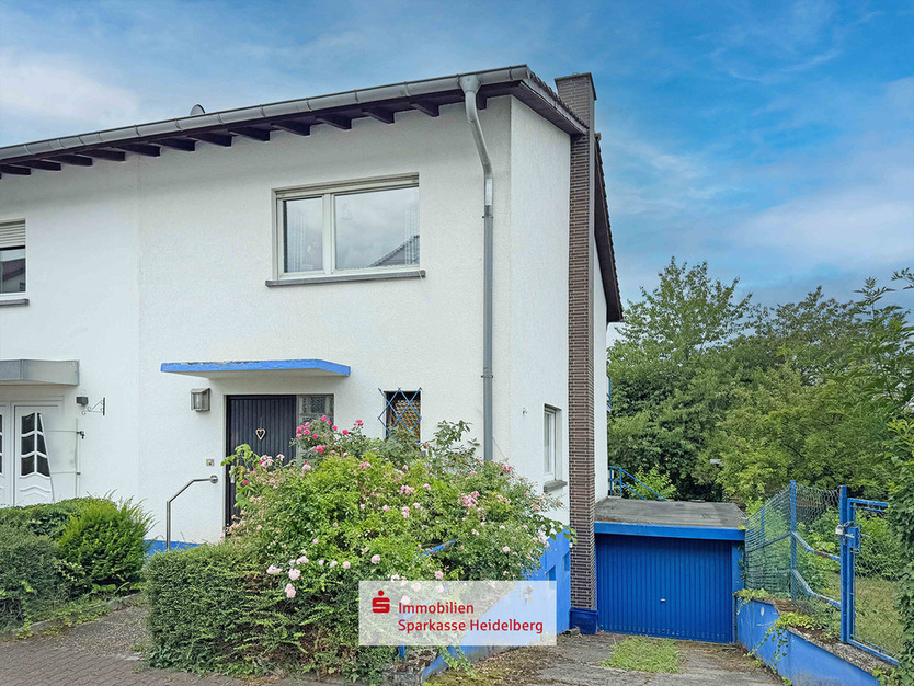 Sanierungsbedürftige Doppelhaushälfte mit Potenzial auf großem Grundstück in Bestlage von Nußloch