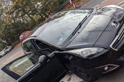 Peugeot 5008 172.000 km 5.700 &euro; Heidelberg 69124