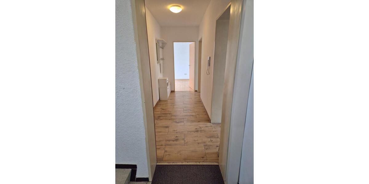 Etagenwohnung Waghäusel - 3 Zimmer, 83 m&sup2;, 1.000&euro; | Angebot:26234286