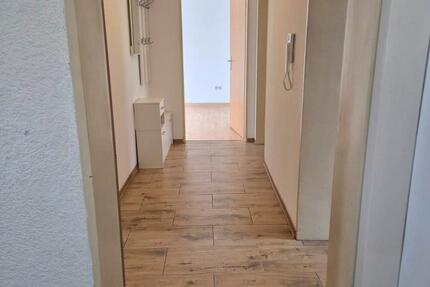 Wohnung Waghäusel - 3 Zimmer, 83 m&sup2;, 1.000&euro; | Angebot:26234286