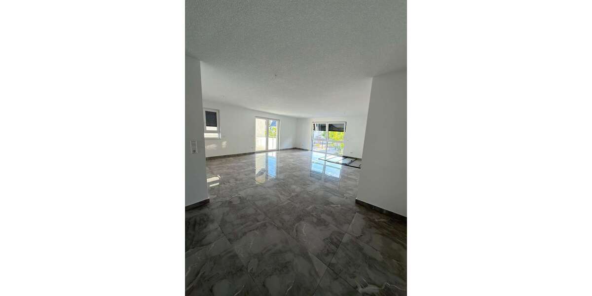 Etagenwohnung Schifferstadt - 3 Zimmer, 93 m&sup2;, 1.200&euro; | Angebot:27031780