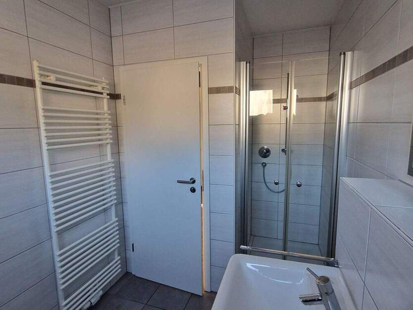 Neuwertige 2 Zimmer- Erdgeschoßwohnung in direkter Nachbarschaft zur Natur!!!