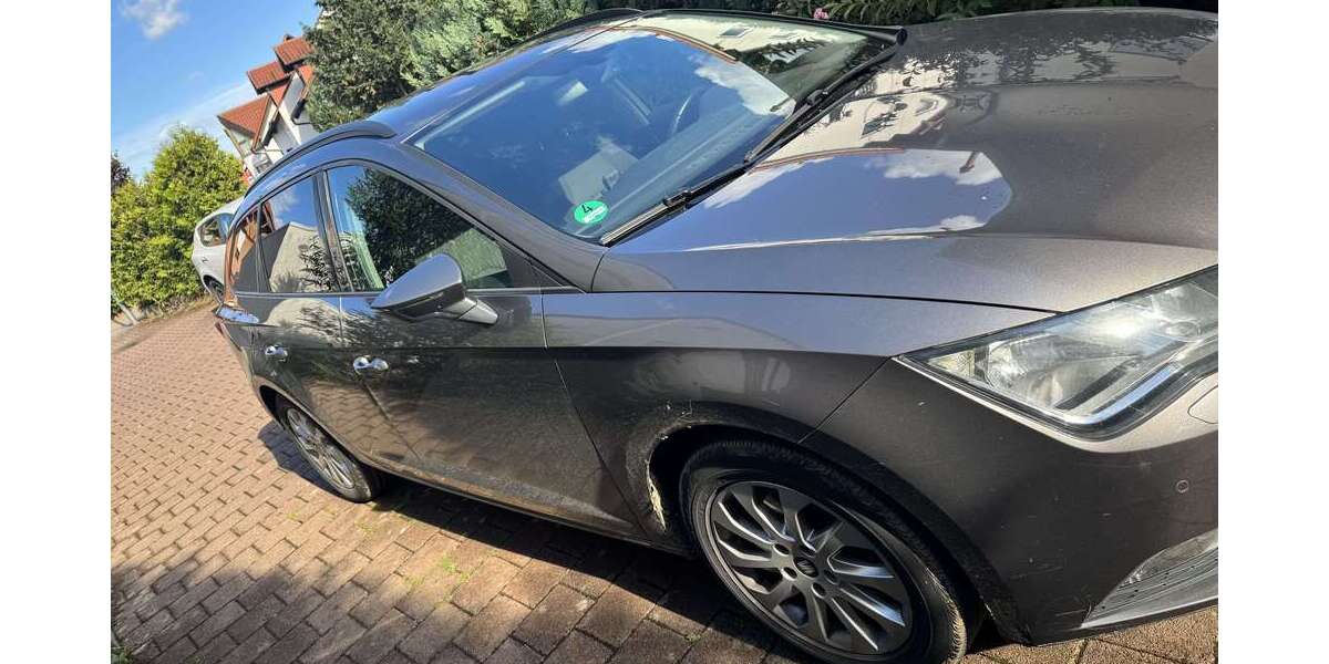 Seat Leon 131.000 km 9.000 € Weingarten 67366