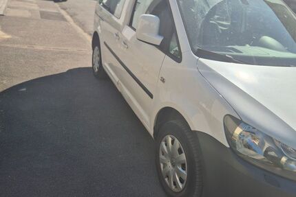 VW Caddy 99.859 km 7.950 &euro; Hemsbach 69502