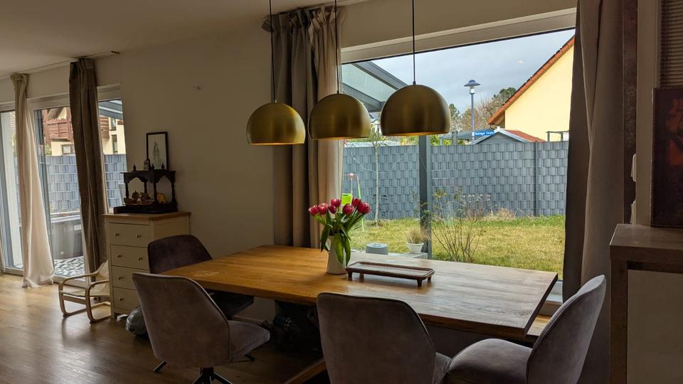 Doppelhaushälfte Altlußheim - 7 Zimmer, 186 m&sup2;, 2.400&euro; | Angebot:25542352