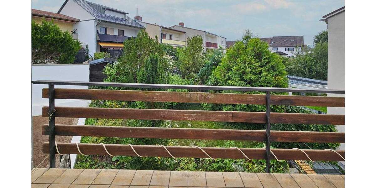 Charmantes Reihenmittelhaus mit Garage und geschütztem Garten in begehrter Lage von Sandhausen 4 zimmer