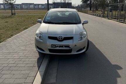 Toyota Auris 232.000 km 3.300 &euro; Mannheim 68309