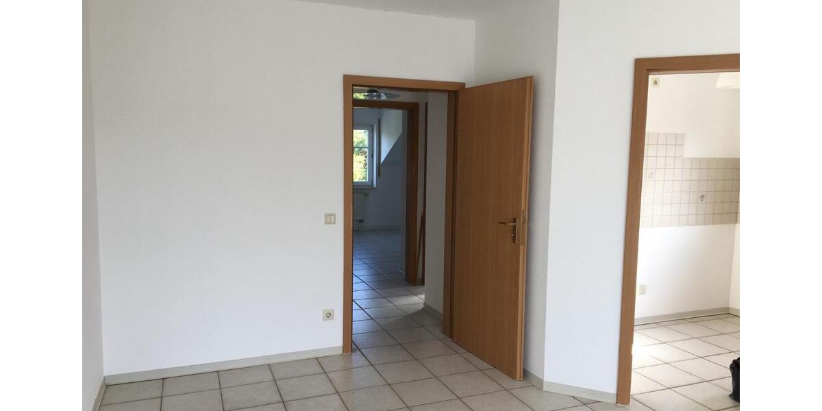 Dachgeschoßwohnung Ludwigshafen am Rhein Edigheim - 2 Zimmer, 54 m&sup2;, 695&euro; | Angebot:24689450