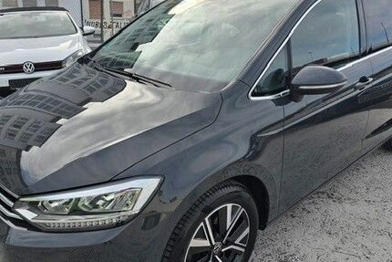 VW Touran 40.000 km 28.290 &euro; Mannheim 68159