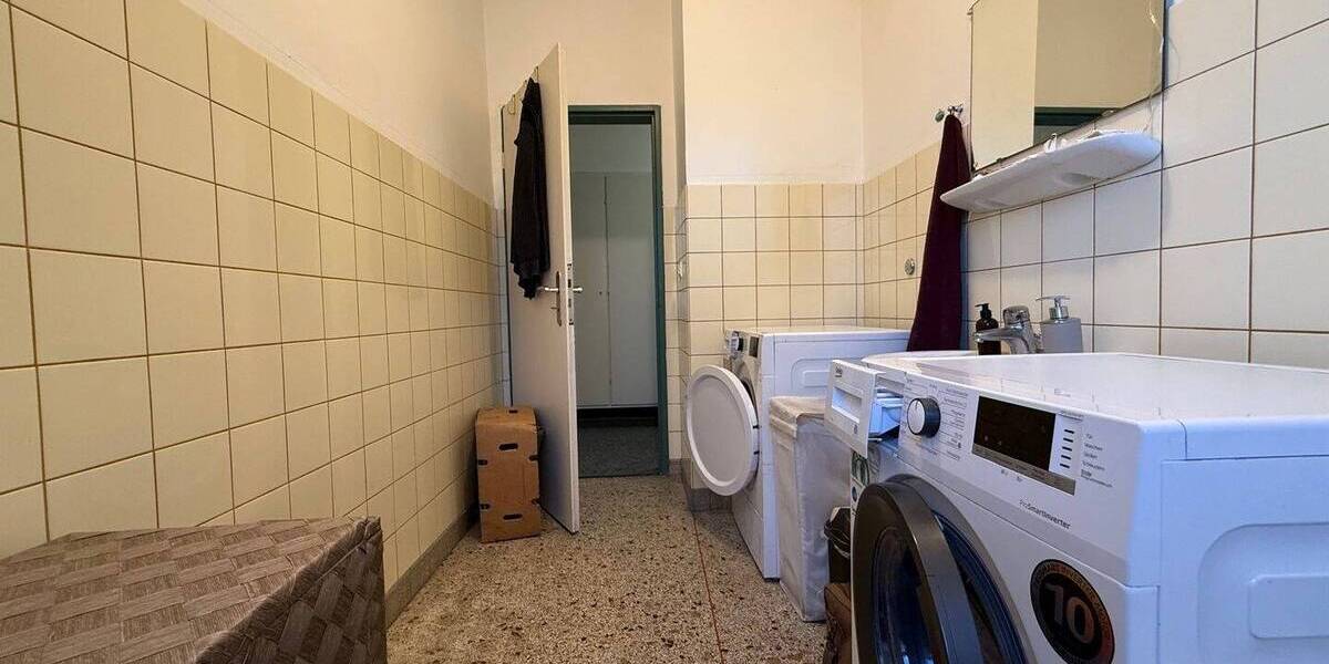 Gewerbeobjekt Mannheim Neckarau - 5 Zimmer, 211 m&sup2;, 295.000&euro; | Angebot:23624733