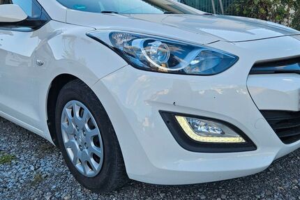 Hyundai i30 119.777 km 8.999 &euro; Reilingen 68799