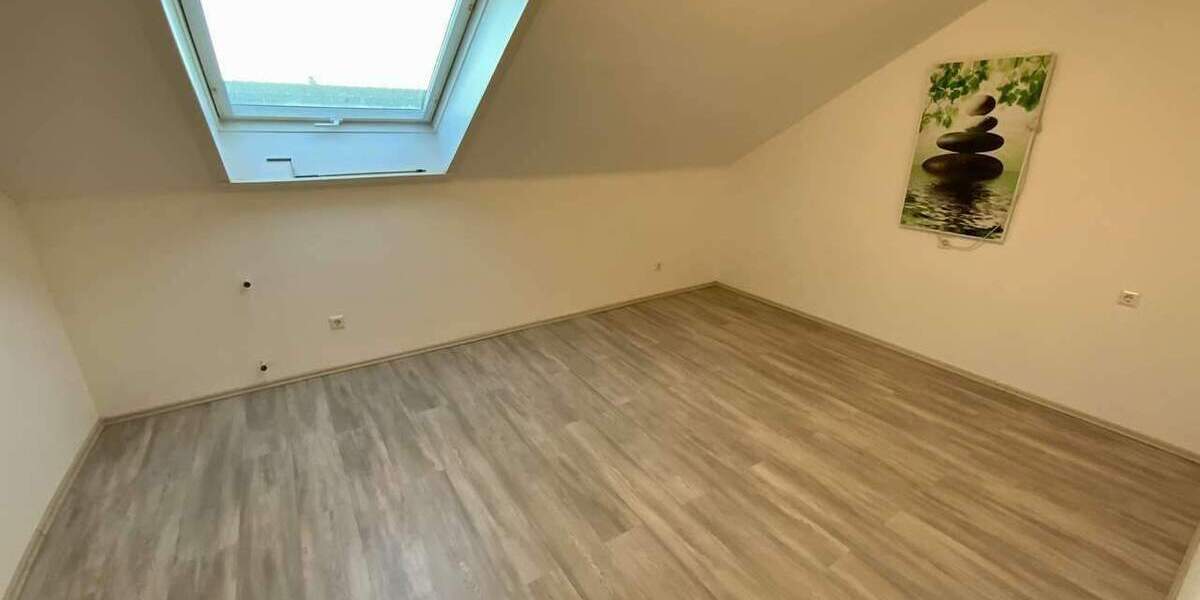 Etagenwohnung Walldorf - 4 Zimmer, 82 m&sup2;, 299.000&euro; | Angebot:25819050