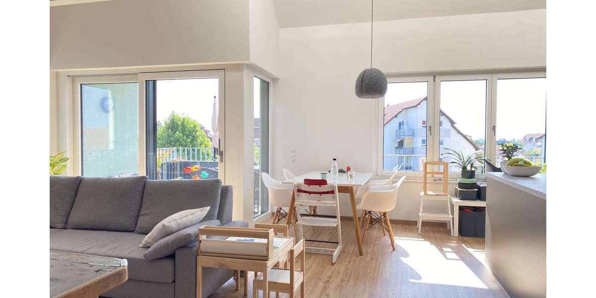 Etagenwohnung Mannheim Feudenheim - 4 Zimmer, 104 m&sup2;, 1.400&euro; | Angebot:25370925