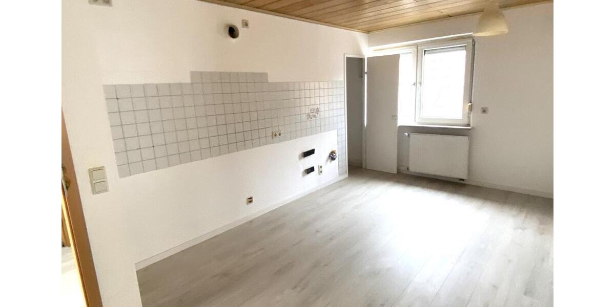 Mehrfamilienhaus, Wohnhaus Neustadt an der Weinstraße Duttweiler - 5 Zimmer, 134 m&sup2;, 299.900&euro; | Angebot:25186547