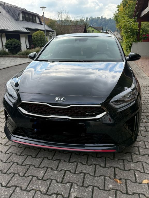 Kia ceed / Ceed 48.584 km 22.999 € Neckargemünd 69151