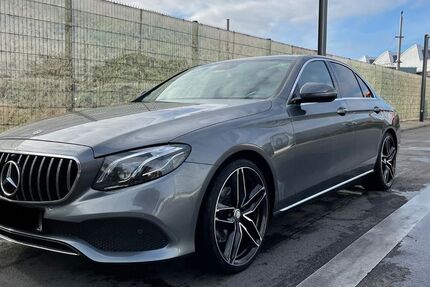 Mercedes-Benz E 220 182.000 km 17.900 &euro; Bammental 69245