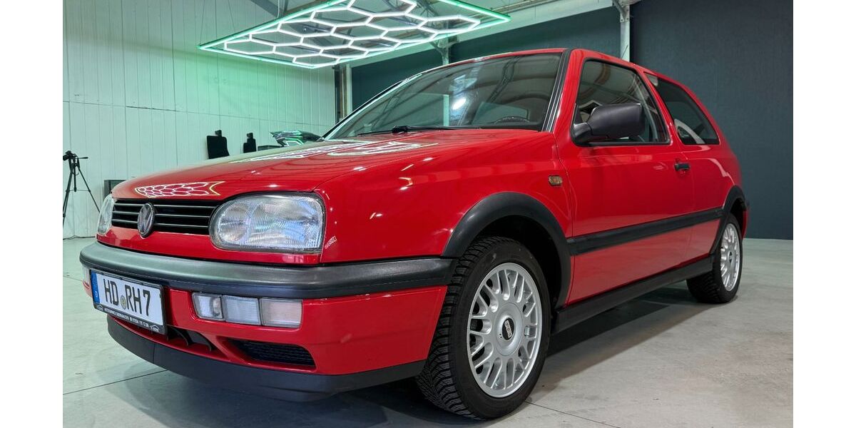 VW Golf 170.000 km 6.900 &euro; Oberhausen Rheinhausen 68794
