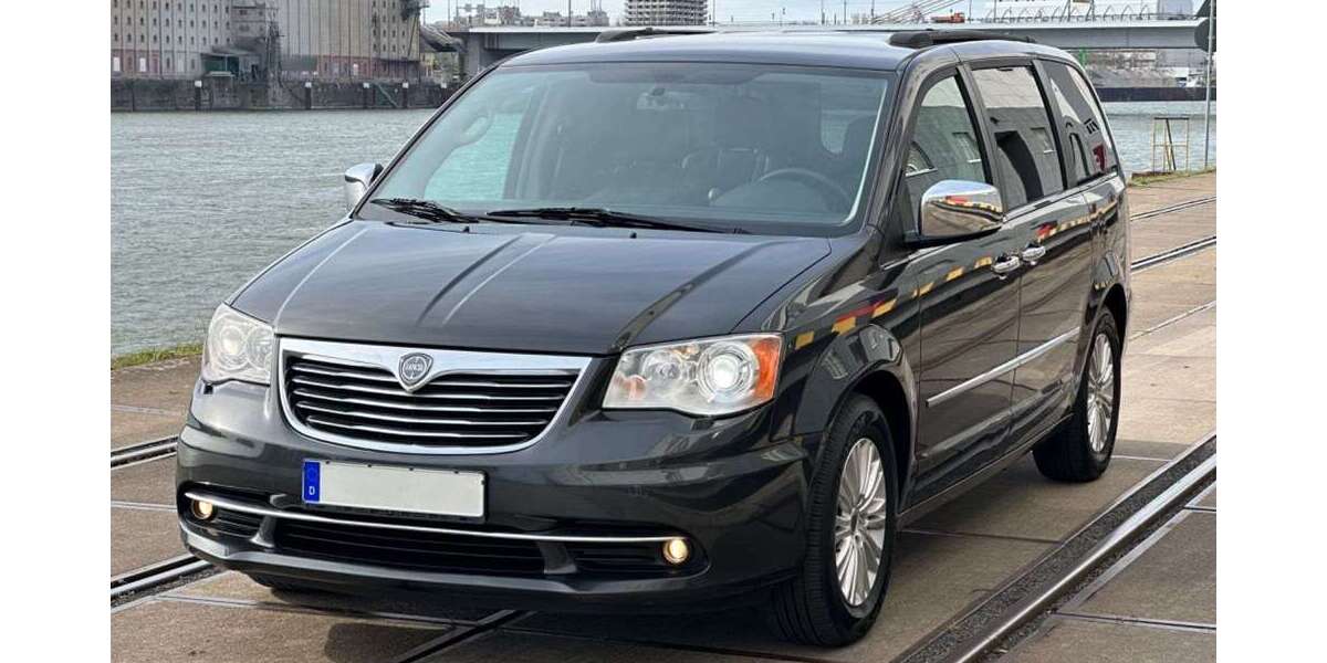 Lancia Voyager 95.000 km 19.000 &euro; Mannheim 68169