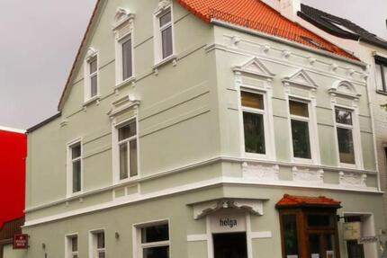 Zweifamilienhaus mit Gaststätte