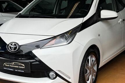 Toyota Aygo (X) 97.097 km 7.890 &euro; Bad Dürkheim 67098