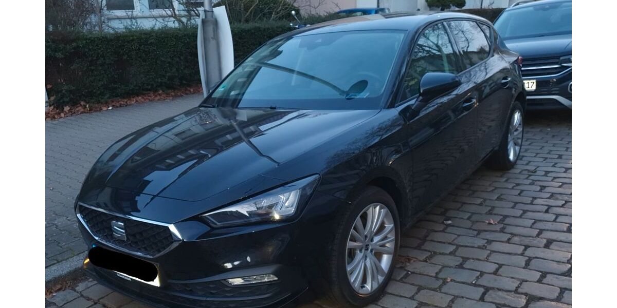 Seat Leon 35.500 km 20.900 &euro; Mannheim 68163