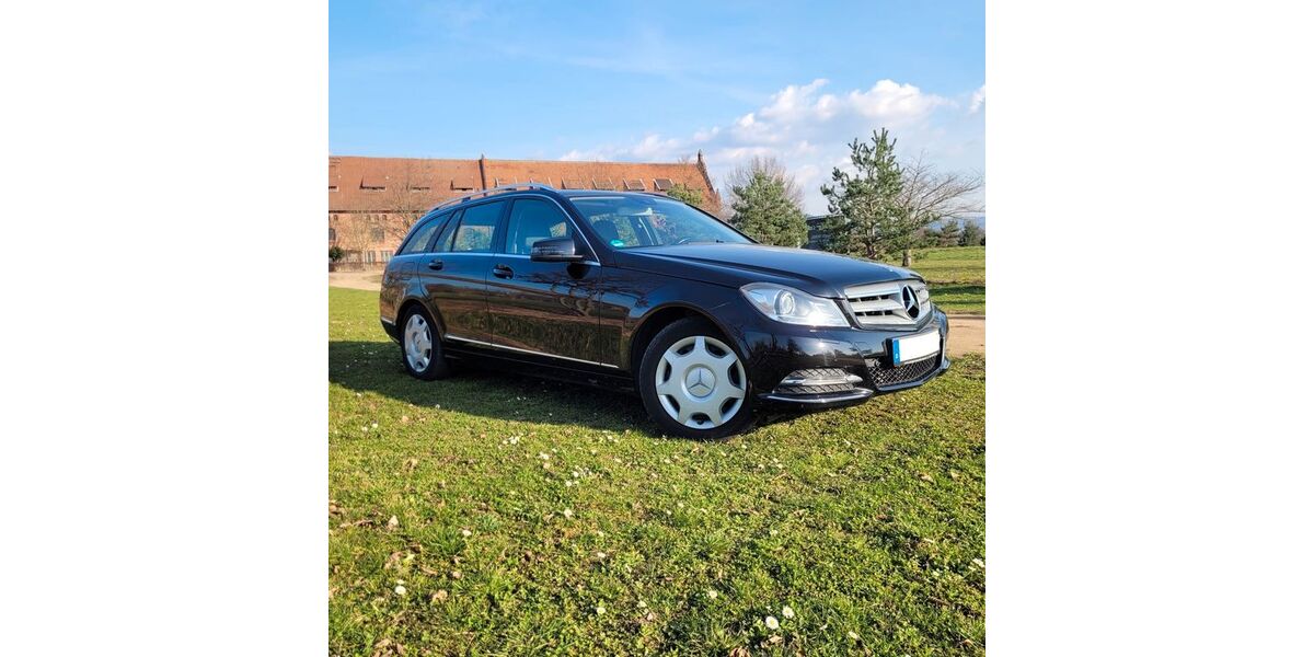 Mercedes-Benz 220 286.000 km 9.200 &euro; Schriesheim 69198