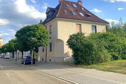 Haus zum Kaufen in Schwetzingen 875.000 € 196.62 m² 11 zimmer