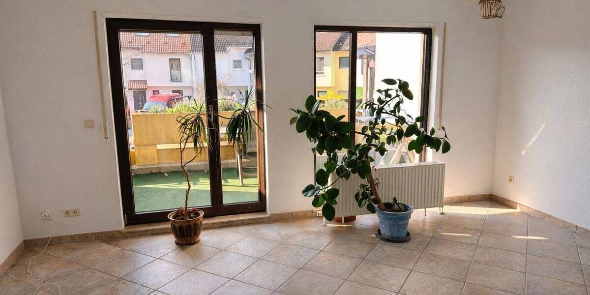 Reihenmittelhaus Mannheim Rheinau - 5 Zimmer, 149 m&sup2;, 495.000&euro; | Angebot:26155054