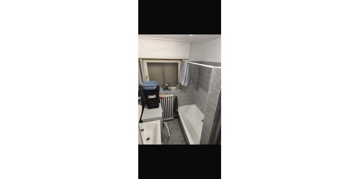 Etagenwohnung Hockenheim - 3.5 Zimmer, 96 m&sup2;, 1.200&euro; | Angebot:25657974