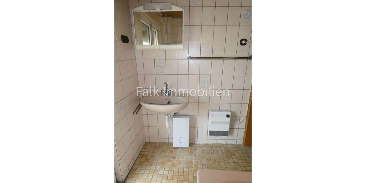 Einfamilienhaus Mannheim Rheinau - 7 Zimmer, 138 m&sup2;, 339.000&euro; | Angebot:25265673