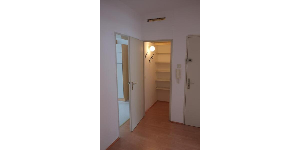 Etagenwohnung Mannheim Neckarstadt-Ost - 2 Zimmer, 57 m&sup2;, 740&euro; | Angebot:26070522